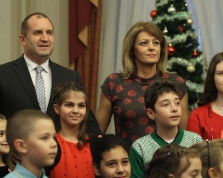 Румен Радев и първата дама ще присъстват на “Българската Коледа“