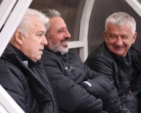 Честит имен ден на Зума, Бащата и Крушарски!