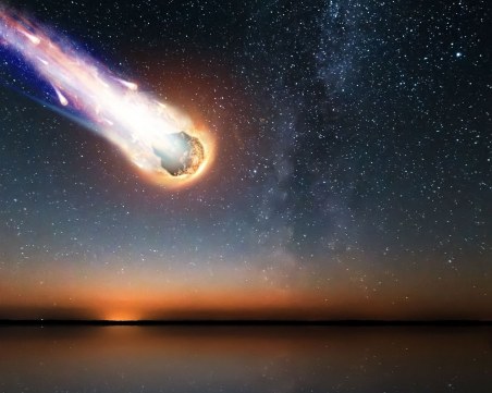 Огромен метеорит падна в Русия ВИДЕО