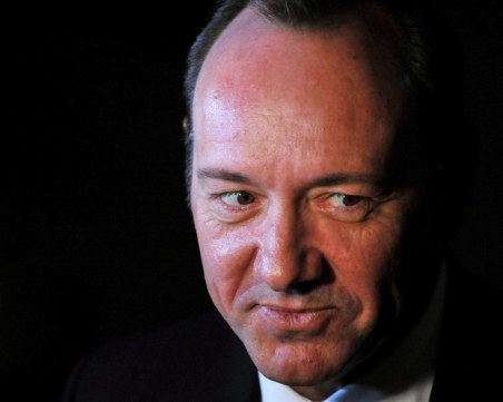 Кевин Спейси направи първо публично обръщение след обвиненията в сексуален тормоз ВИДЕО