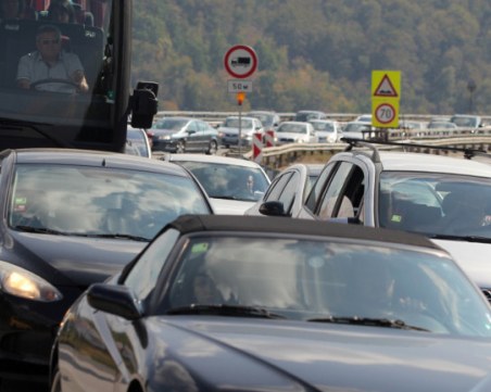 Километрично задръстване на магистрала “Хемус“