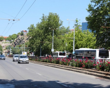 Пловдив под блокада от днес! Издигат сцената за ЕСК
