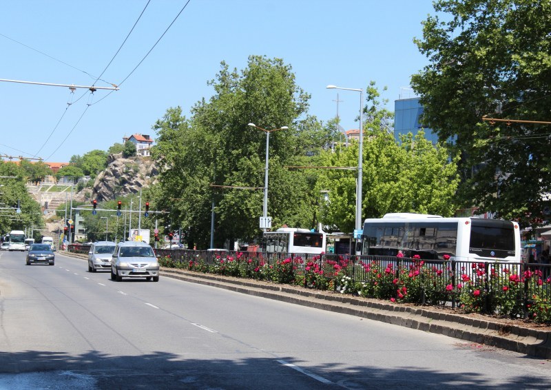 Пловдив под блокада от днес! Издигат сцената за ЕСК