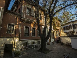 Неустоимият чар на пловдивските къщи СНИМКИ