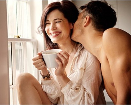 Три сигурни знака, че той се влюбва в теб