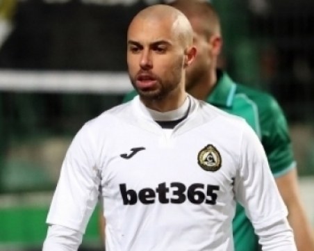 Локомотив с първи зимен трансфер