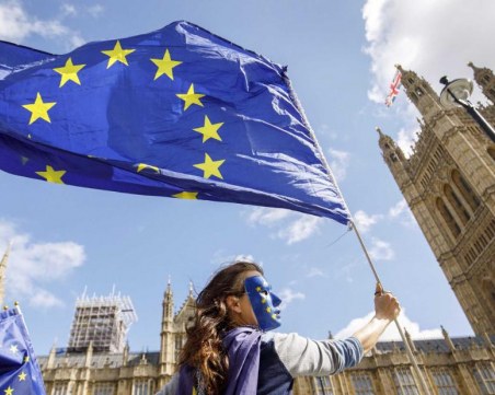 Британски министър: Шансовете за Брекзит са 50:50!