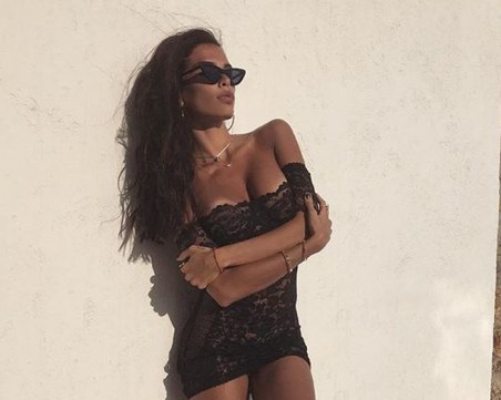 Футболна половинка взриви интернет с полугола снимка: Ако сега не настина, няма кога СНИМКИ