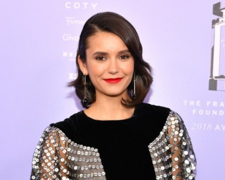 Нина Добрев заведе семейството си на Витоша и публикува СНИМКИ