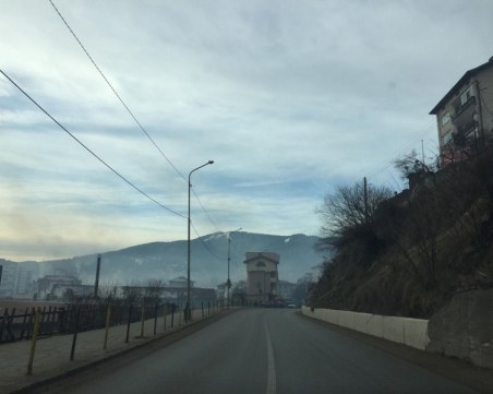 Пътната обстановка в Пловдив и областта – трафикът е нормален, на места пътищата са мокри