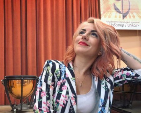 Поли Генова разкри пола на бъдещото си бебе - ще има син!