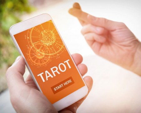 Какво ни очаква през януари според картите таро