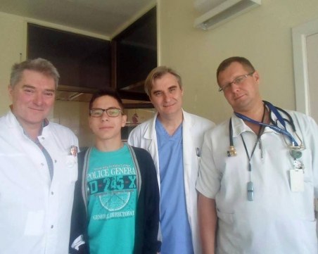 Крадци посегнаха на дарения за болно момче, свиха пари и лаптоп