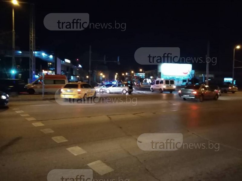 Четирима са ранени в катастрофата до Полиграфия в Пловдив СНИМКИ