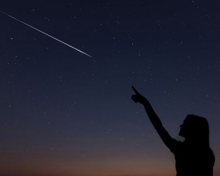 Зрелище в небето! В нощта срещу 4 януари наблюдаваме метеорния поток Квадрантиди