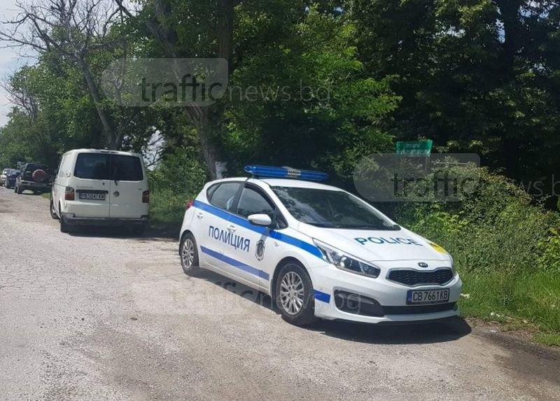 Шофьор си спретна гонка с полицията край Пловдив, седна на пасажерското място и отказа дрегер