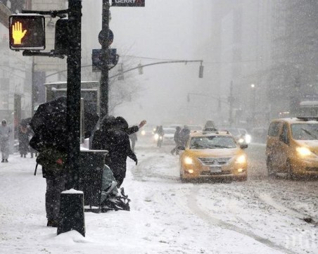Снежният ад в Гърция взе жертва! Жена загина, а двама са в неизвестност