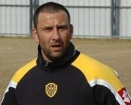 Левски връща Кривия във футбола