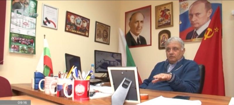 От шест години жителите на врачанско село получават календар с Тодор Живков