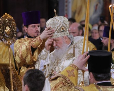 Днес е Коледа по стар стил! Милиони души празнуват