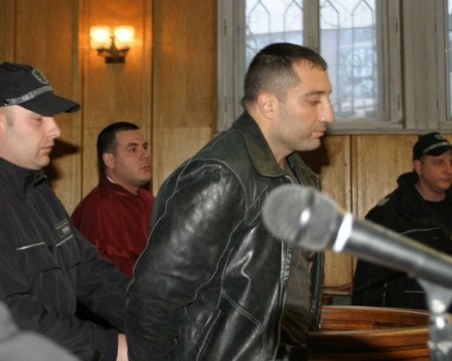 Митьо Очите каца до седмица в София, търсят му затвор