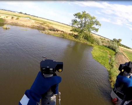 Организират първото в света състезание с реактивни раници СНИМКИ и ВИДЕО