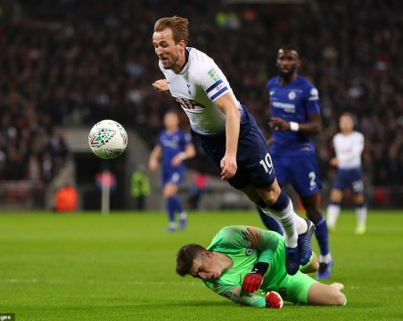 Хари Кейн изведе Тотнъм до победа срещу Челси и влезе в историята ВИДЕО