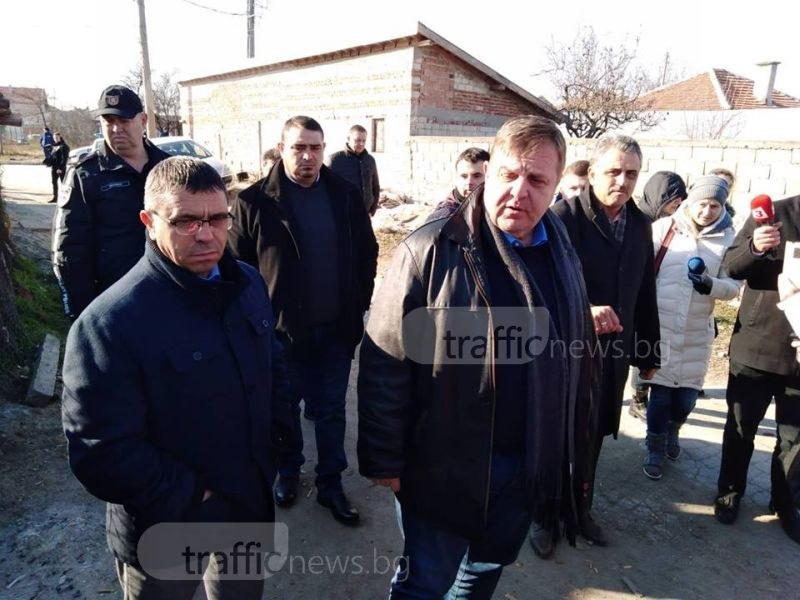 Обвиниха в дискриминация Каракачанов заради побоя във Войводиново