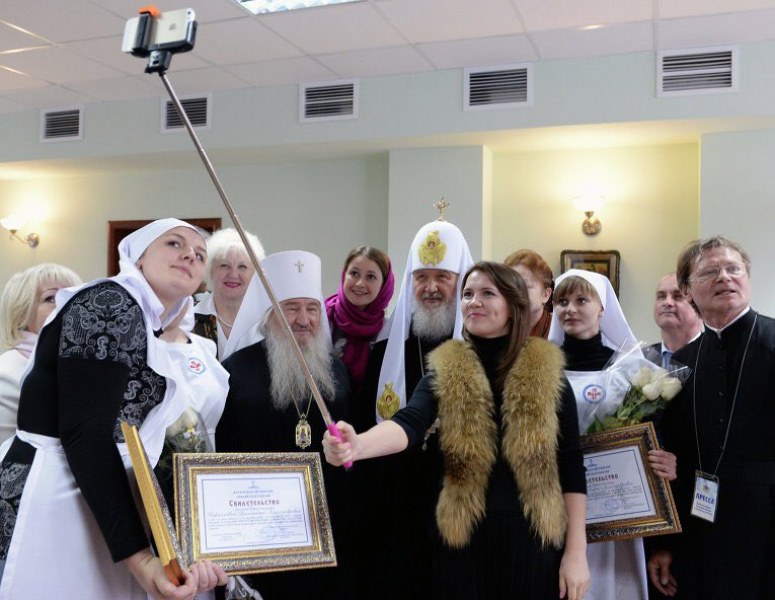 Руският патриарх: Използващите смартфони спомогнат за идването на Антихриста