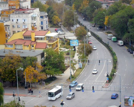 Честито! Затварят част от голям булевард в Пловдив утре - 15 автобуса сменят маршрута си