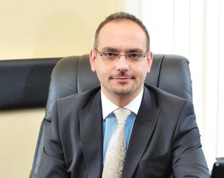 Почина ЧСИ Величко Апостолов