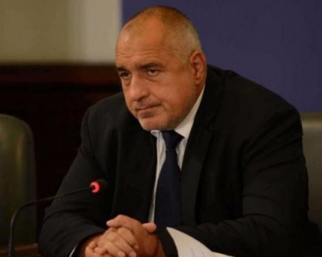 150 държавни служители са с по-висока заплата от премиера