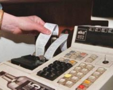 Магазин в Бургас издава касови бележки на китайски