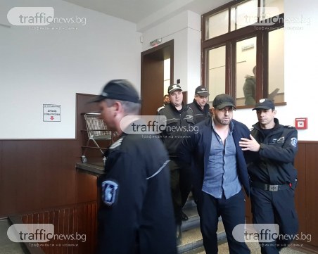 Оставиха Пеньо Мангъров в ареста