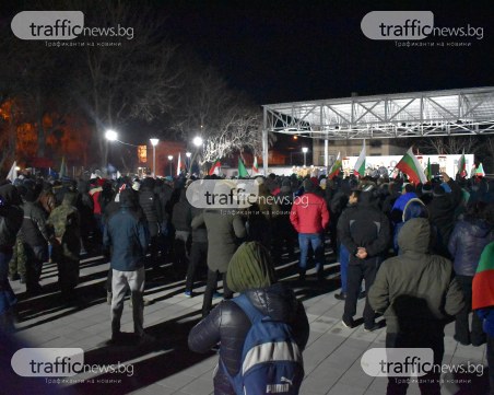 Протестираща във Войводиново: Няма турци, цигани, арменци - всички трябва да сме равни пред закона! ВИДЕО
