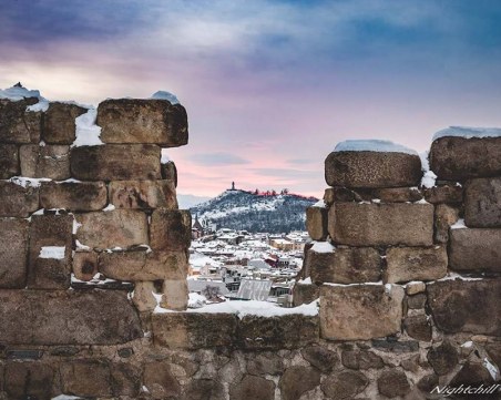 Температурите през уикенда падат до -12 градуса