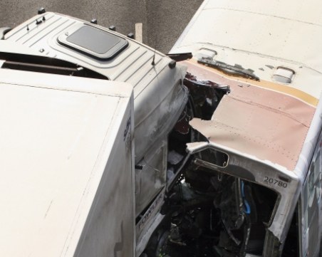 Тежка катастрофа в Швеция! Шест души загинаха