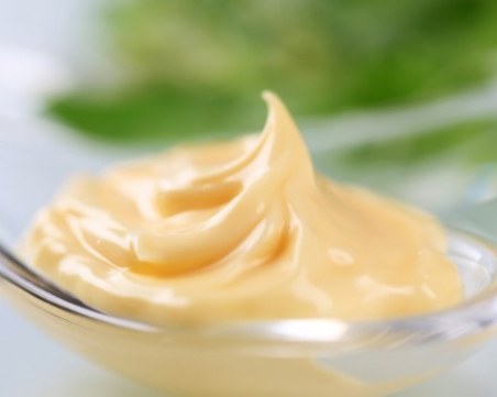 Девет неща, които може да правите с майонеза извън готвенето СНИМКИ