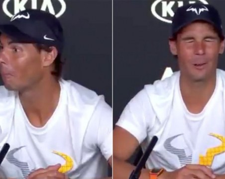 Репортер заспа на пресконференцията на Надал, Рафа се шегува с него ВИДЕО