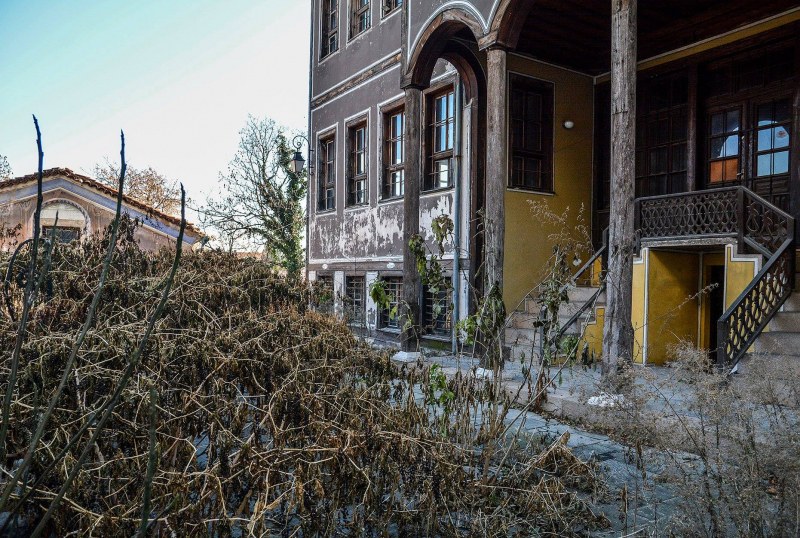 Къщата на хаджи Драган Калофереца в Пловдив – декор за филм на ужасите СНИМКИ