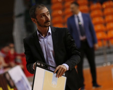 Академик Бултекс 99 гони победа днес за ЧРД на Асен Николов