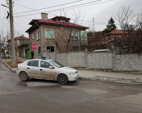 Майка и син загинаха при пожар в дома си