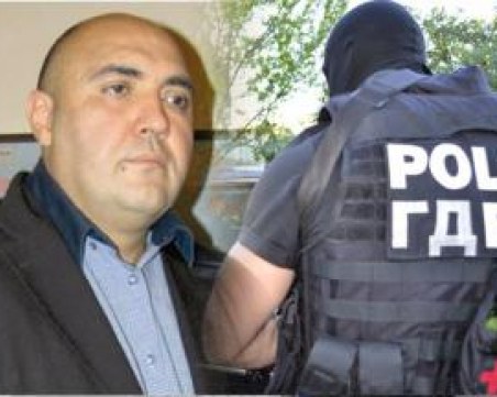 Осъдиха Чолата и бивша моделка, уреждали красавици за платен секс