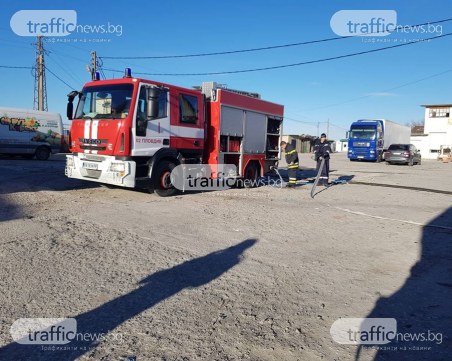 Потушиха пожара на борсата в Първенец, засега изключват умишлена намеса СНИМКИ и ВИДЕО