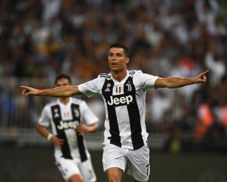 Роналдо подари на Ювентус и Суперкупата на Италия ВИДЕО