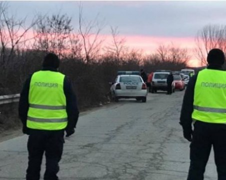 Като в екшън филм: Полицаи преследвали над 200 км автомобил, минали и край Пловдив ВИДЕО