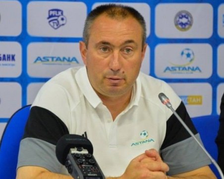 Мъри Стоилов е свободен, Казахстан прекрати договора му