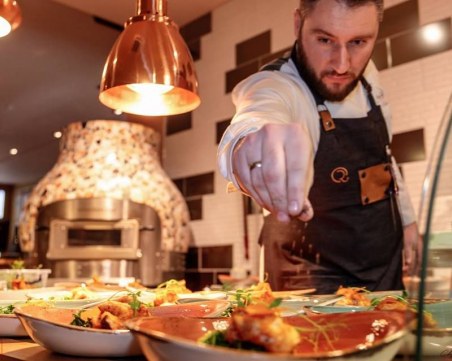 Шеф Чакъров: Хората не поръчват храна, поръчват спомени