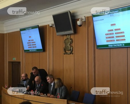 Първо гласуване с таблети измъчи софийските общинари