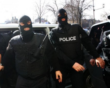 Акцията на МВР  ударила канал за финансиране на терористи